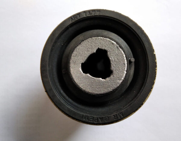 Silentbloc Bastidor Inf. Kangoo/clio2/symbol  Original - Imagen 3